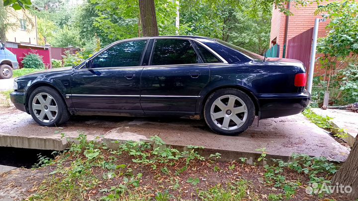 Разбор Audi A8 D2 4.2 ABZ 4HP24A дорест морда рест