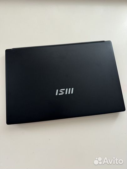 Msi Modern 15 B12M-210RU