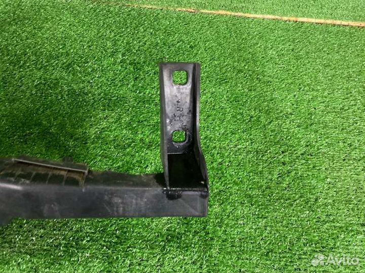 Крепление фары переднее правое Bmw 3 E90