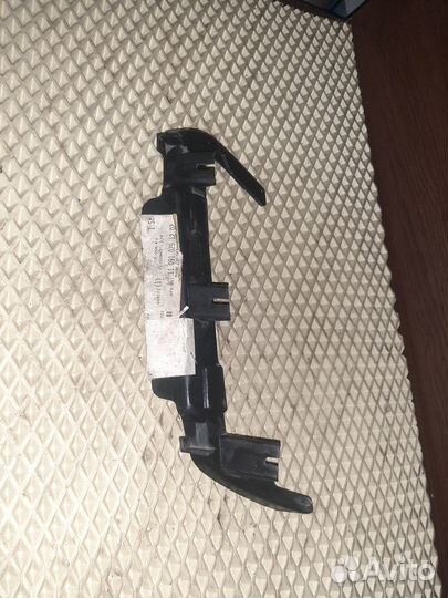 Mercedes W222 AMG Кожух насадки глушителя правый