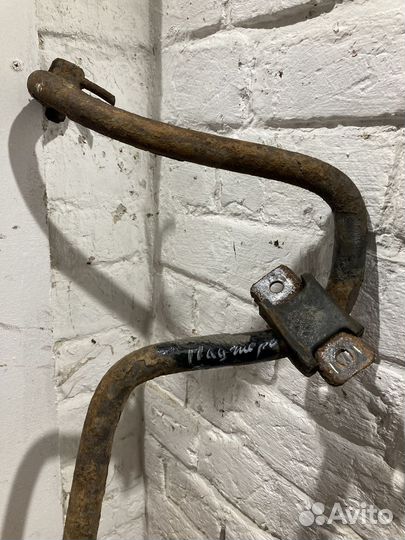 Стабилизатор задний Mitsubishi pajero/montero