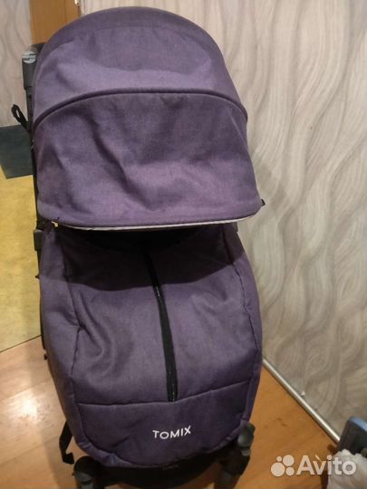 Прогулочная коляска tomix