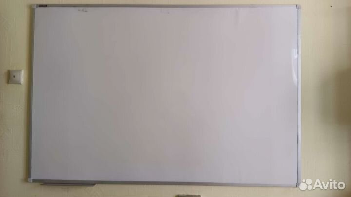 Магнитно-маркерная доска