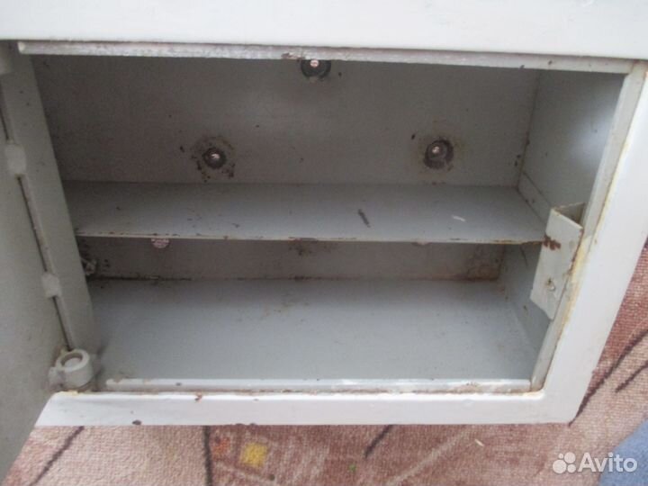 Сейф для денег и документов б/у