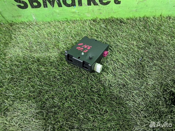 Блок управления антенной Bmw X5 E70 N52B30AF 2009