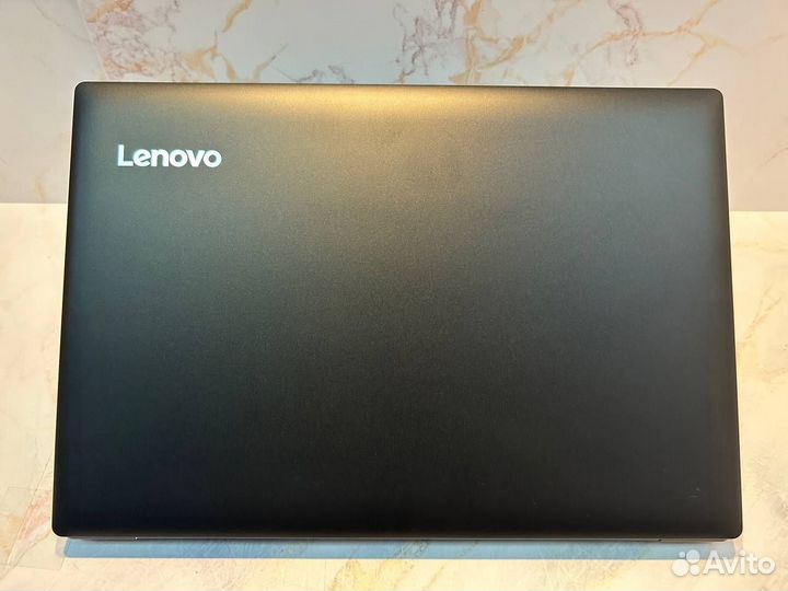 Ноутбук Lenovo 330-15IKB. i5-8250U
