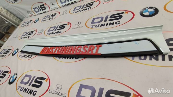 Накладка заднего бампера Toyota LC 200 белая