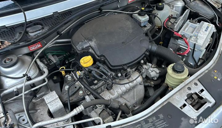 Renault Sandero в разборке