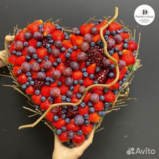 Клубничный букет, букет из клубники, вкусный букет