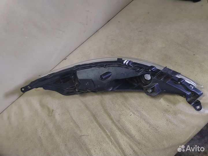 Фара правая левая Nissan Juke