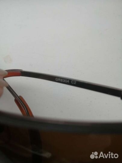 Очки солнцезащитные металлические