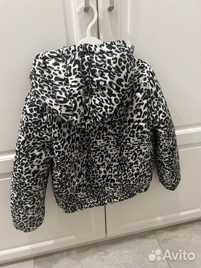 Куртка на девочку 128