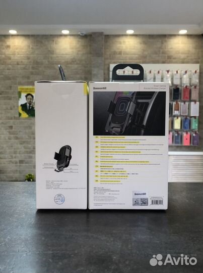 Сенсорный автомобильный держатель Baseus