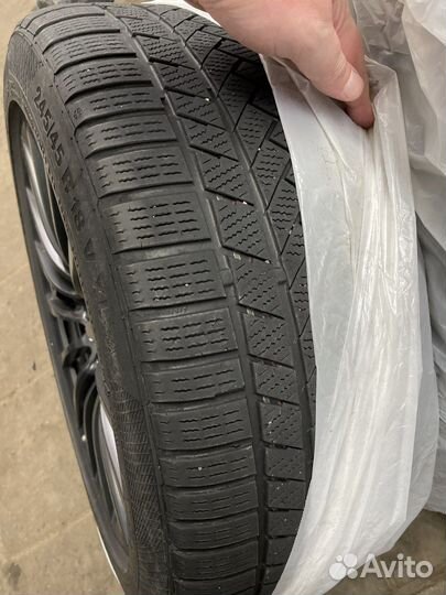 Комплект зимних колес R18 BMW