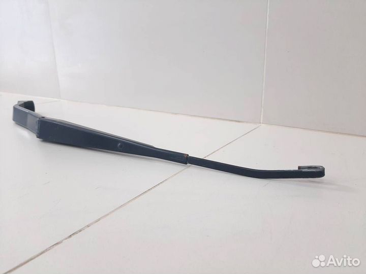 Поводок стеклоочистителя передний левый Subaru Imp