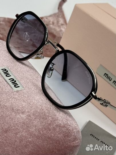 Очки женские Miu miu новинка