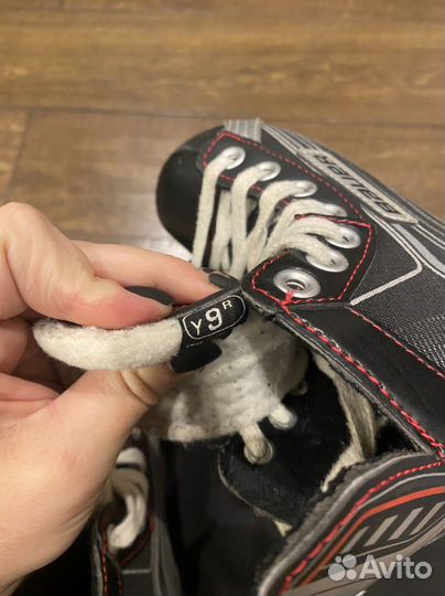 Хоккейные коньки bauer