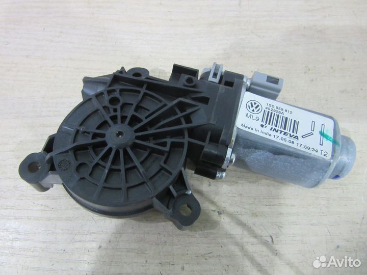 Моторчик стеклоподъемника VW Polo (Sed RUS)