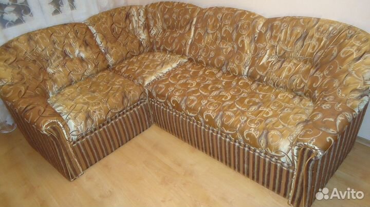 Ремонт диванов из ткани