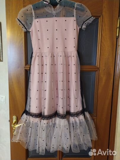 Нарядное красивое платье