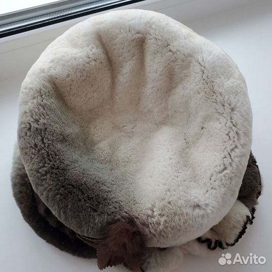 Шапка женская енот