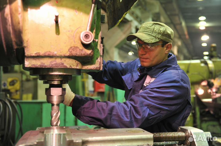 Фрезеровщик на оборонный завод вахта