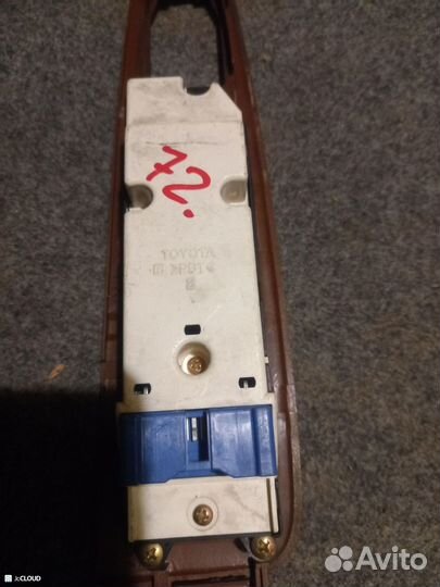 Блок упр. стеклоподьемниками на toyota camry SV40