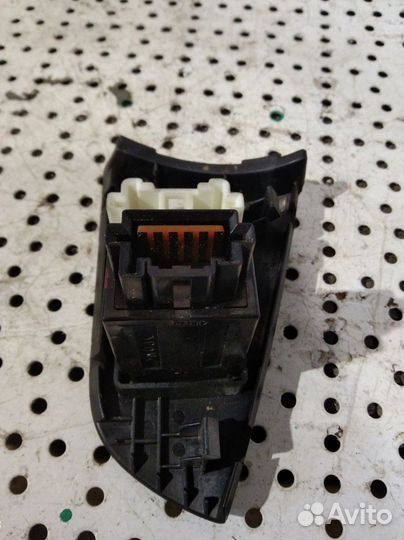 Блок управления зеркалами Mitsubishi Lancer 9 1.6