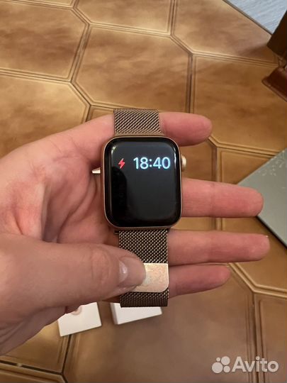 Часы apple watch 4
