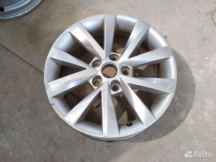 Диски литые r16 Skoda Octavia