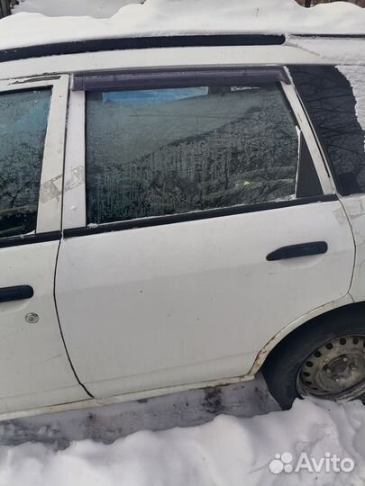 Двери Nissan Ad