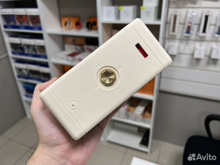 Колонка Marshall Emberton 20W