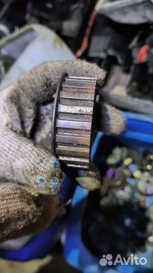 Шестерня коленвала Audi 100c3 035105263C