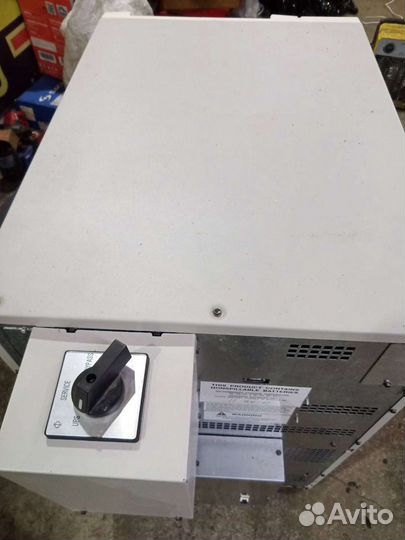 9330G. Model: 14B. Источник бесперебойного питания