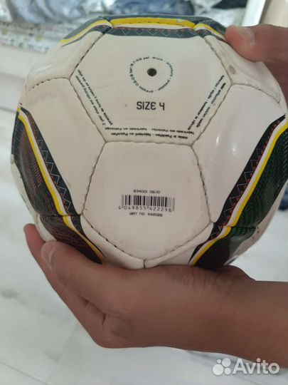 Футбольный мяч adidas jabulani