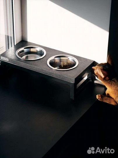 Подставка под миски для кошек и собак в стиле лофт
