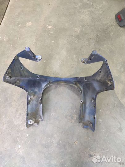 Suzuki burgman skywave 400 03-06 пластик передний