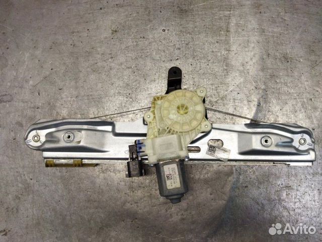 Стеклоподъемник задний правый Ford Focus 3 хэтчбек