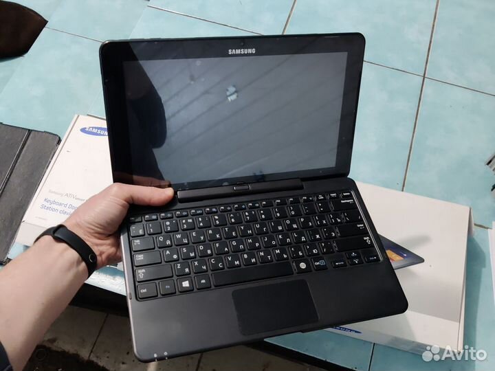 Планшет на Windows Samsung T700