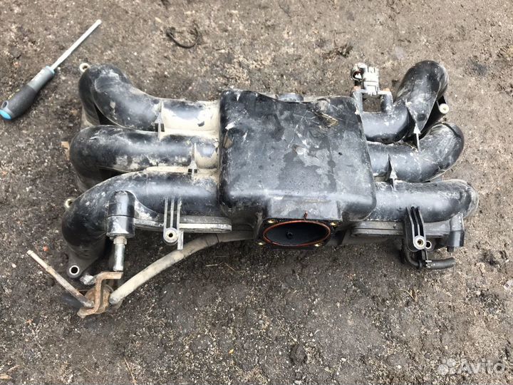Subaru Tribeca впускной коллектор