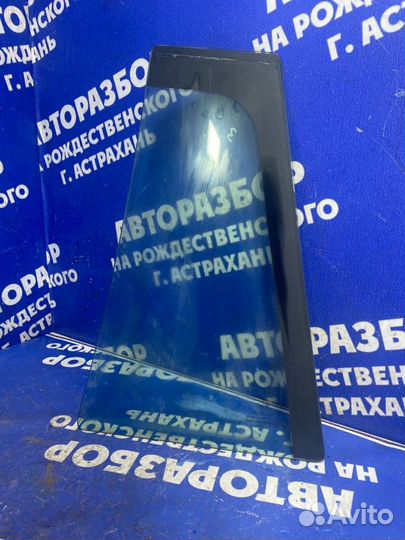 Форточка задней правой двери Ford Fusion хэтчбек