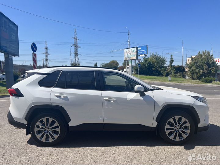 Toyota RAV4 2.0 CVT, 2020, 25 000 км