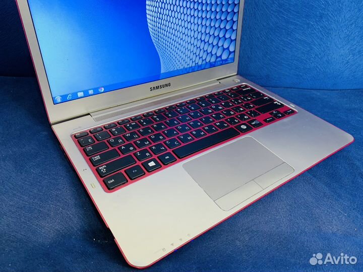 Ультрабук (SSD/6 гб/легкий)