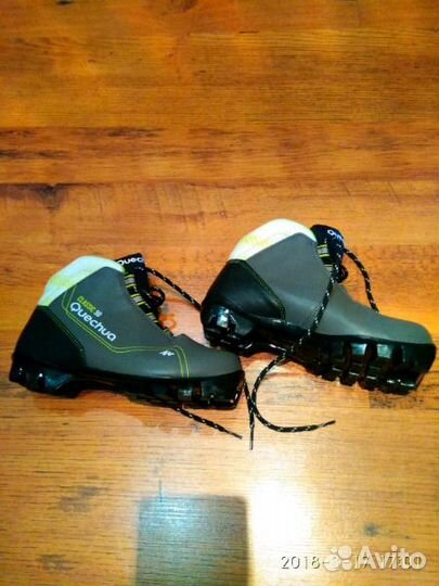 Лыжные ботинки