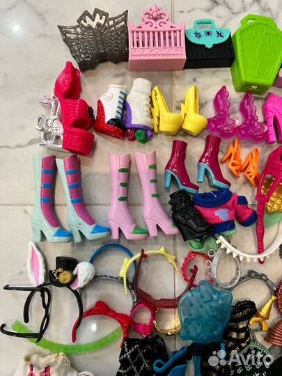 Аксессуары для кукол монстер хай