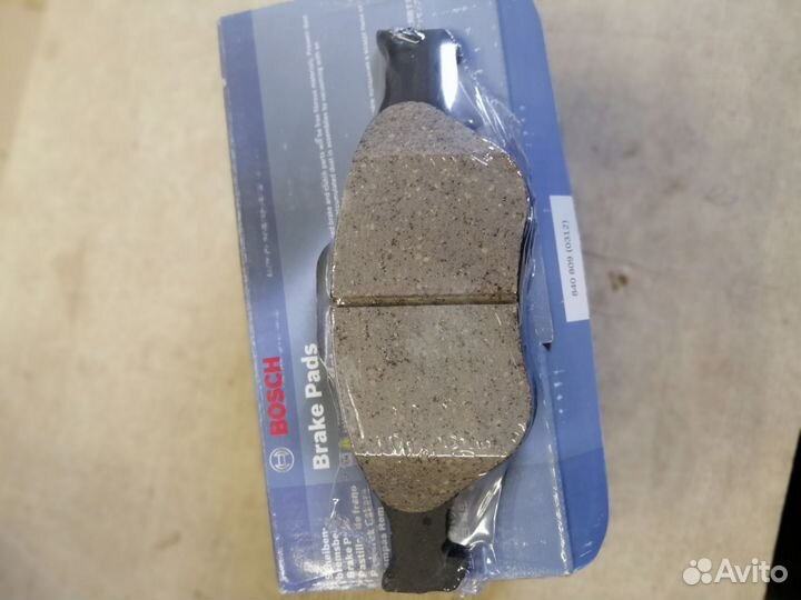 Комплект перед тормозных колодок Mazda Demio DY#