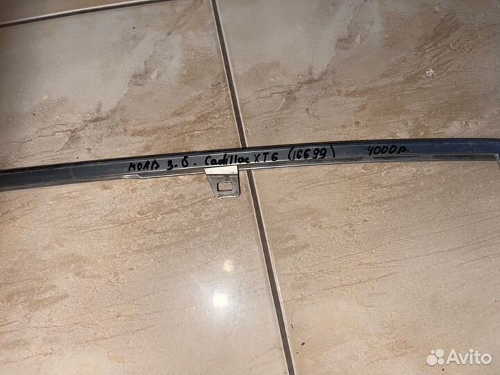 Молдинг бампера задний Cadillac Xt6 С 2019 Года
