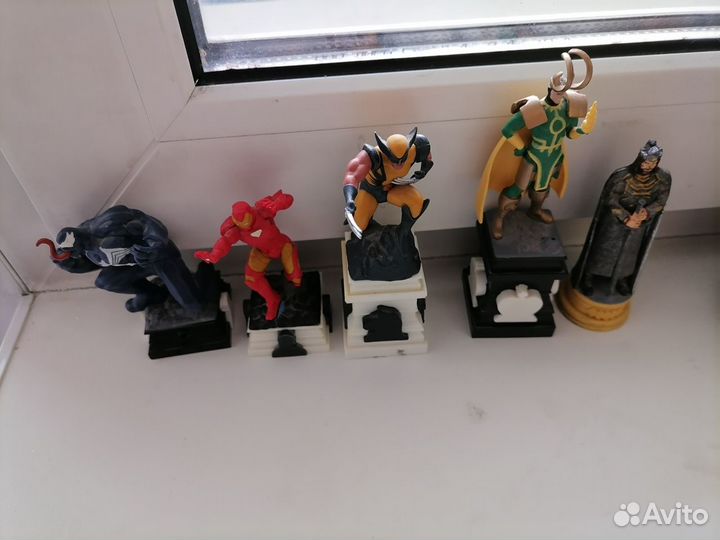 Шахматные фигуры Marvel
