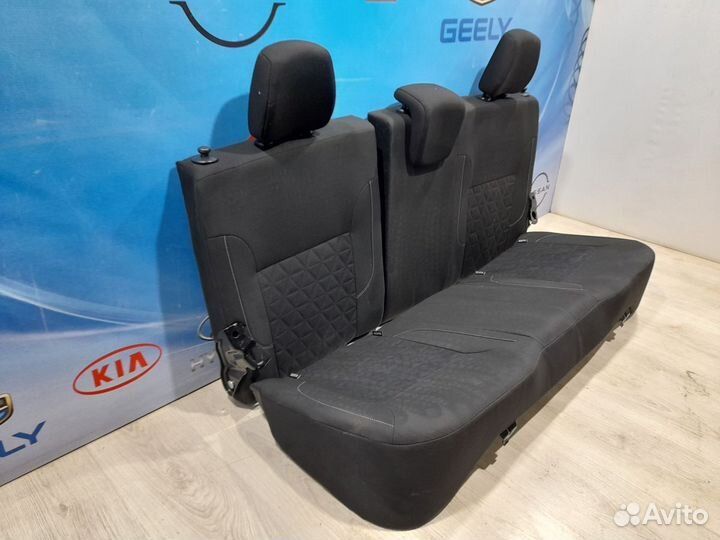 Сиденье заднее Спинка Диван Renault sandero stepwa