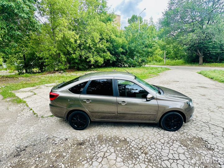 LADA Granta 1.6 МТ, 2019, 75 000 км